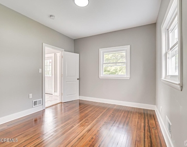 48 Johnson Place - Photo Thumbnail 18