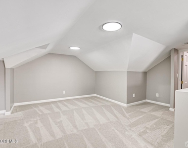 48 Johnson Place - Photo Thumbnail 21