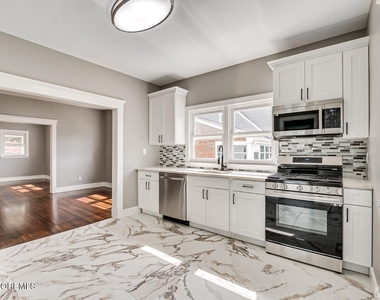 48 Johnson Place - Photo Thumbnail 15