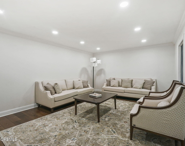 16 Phyllis Place - Photo Thumbnail 5