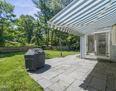 16 Phyllis Place - Photo Thumbnail 33