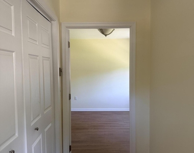 150 Magnolia Lane - Photo Thumbnail 8