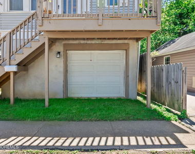 89 Washington Avenue - Photo Thumbnail 3