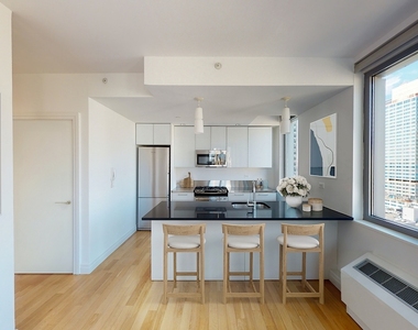West 54th Street - Photo Thumbnail 1