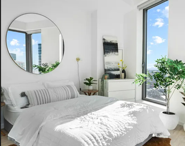 Vanderbilt Avenue - Photo Thumbnail 10
