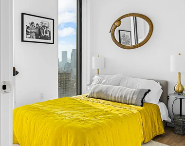 Vanderbilt Avenue - Photo Thumbnail 13