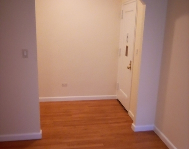 Jane St - Photo Thumbnail 1