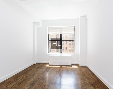 West 91st Street - Photo Thumbnail 1