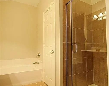 3652 Vienna Street - Photo Thumbnail 22