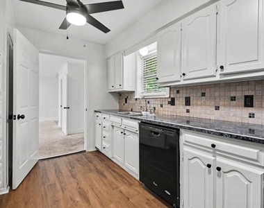 3407 Tipps Drive - Photo Thumbnail 10