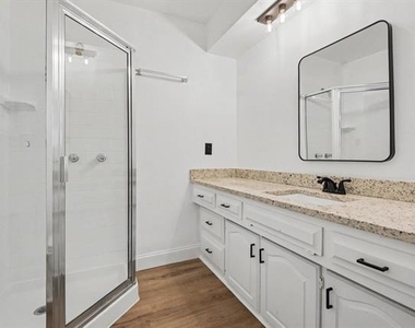 3407 Tipps Drive - Photo Thumbnail 19