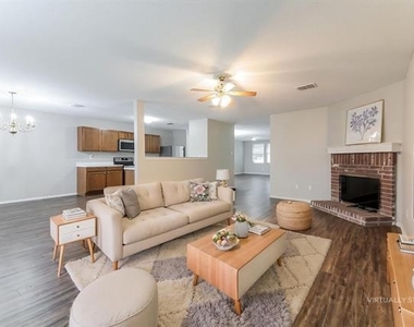 3716 Mariner Street - Photo Thumbnail 4