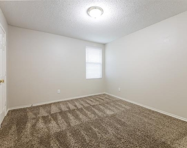 3716 Mariner Street - Photo Thumbnail 14