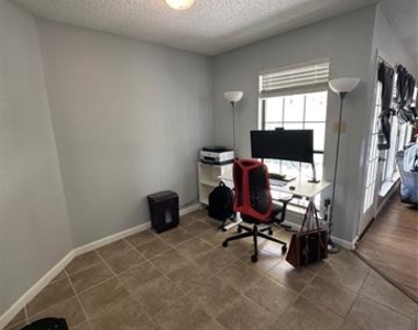884 Bitternut Drive - Photo Thumbnail 5