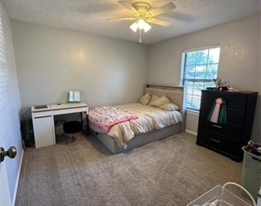 884 Bitternut Drive - Photo Thumbnail 7