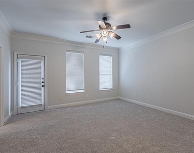 2316 Stutz Drive - Photo Thumbnail 12