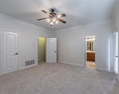 2316 Stutz Drive - Photo Thumbnail 9
