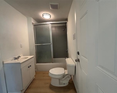 1815 Leath Street - Photo Thumbnail 13