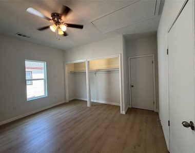 1815 Leath Street - Photo Thumbnail 7
