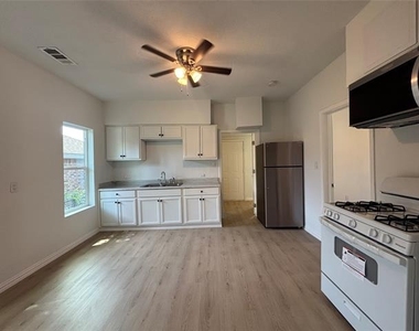 1815 Leath Street - Photo Thumbnail 3