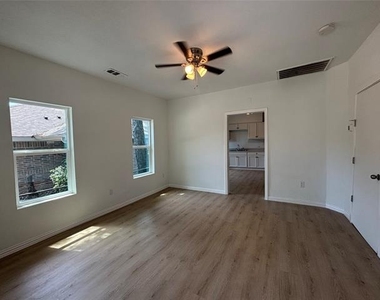 1815 Leath Street - Photo Thumbnail 1