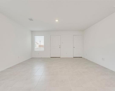 3605 Flicker Lane - Photo Thumbnail 17