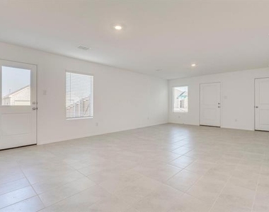 3605 Flicker Lane - Photo Thumbnail 13