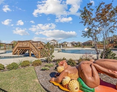 3605 Flicker Lane - Photo Thumbnail 29