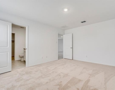 3605 Flicker Lane - Photo Thumbnail 19