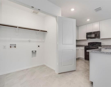3605 Flicker Lane - Photo Thumbnail 2