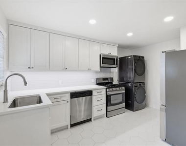6607 E Mockingbird Lane - Photo Thumbnail 10