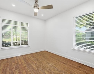 6607 E Mockingbird Lane - Photo Thumbnail 23