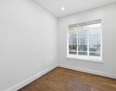 6607 E Mockingbird Lane - Photo Thumbnail 18