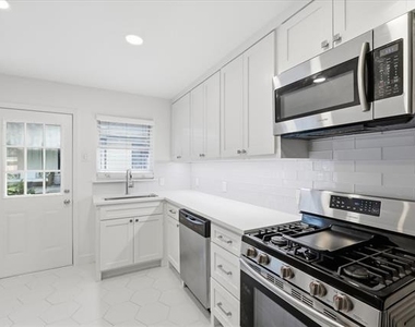 6607 E Mockingbird Lane - Photo Thumbnail 13