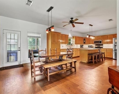 315 Preston Glen - Photo Thumbnail 5