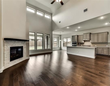 5324 Tuscarora Trail - Photo Thumbnail 4