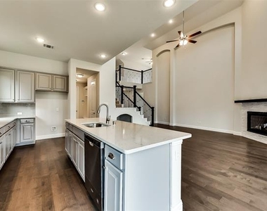 5324 Tuscarora Trail - Photo Thumbnail 7
