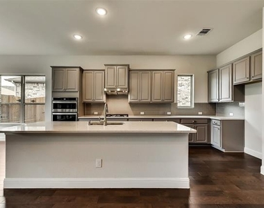 5324 Tuscarora Trail - Photo Thumbnail 5