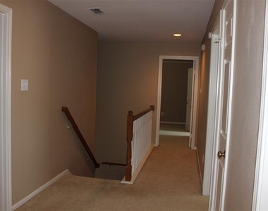 4112 Guthrie Drive - Photo Thumbnail 10