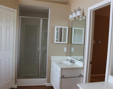 4112 Guthrie Drive - Photo Thumbnail 12
