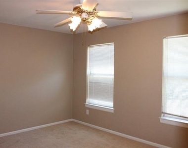 4112 Guthrie Drive - Photo Thumbnail 17