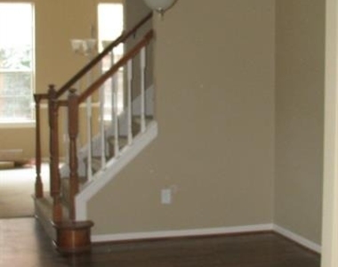 4112 Guthrie Drive - Photo Thumbnail 3