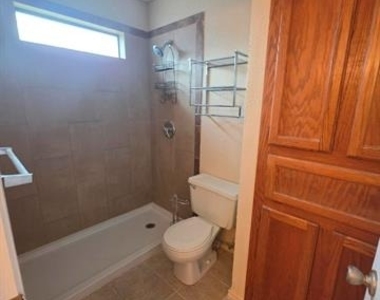1416 Hackamore Street - Photo Thumbnail 5