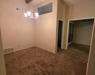 1416 Hackamore Street - Photo Thumbnail 12