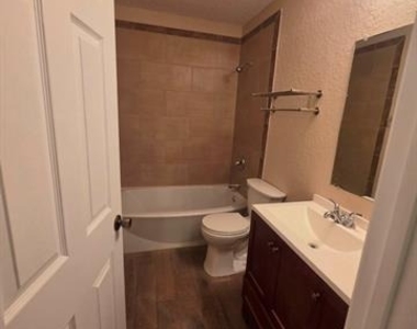 1416 Hackamore Street - Photo Thumbnail 14
