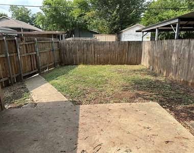 3712 Dexter Avenue - Photo Thumbnail 32