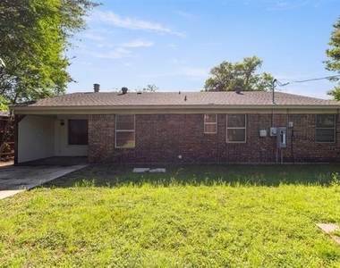 719 Matthews Court - Photo Thumbnail 19
