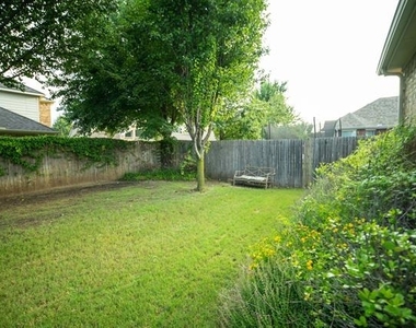 15105 Regal Oak Lane - Photo Thumbnail 14