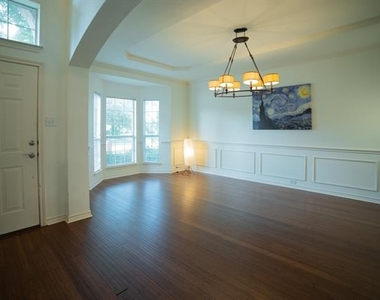 15105 Regal Oak Lane - Photo Thumbnail 4