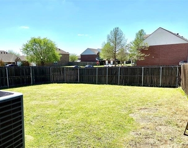621 Fleming Street - Photo Thumbnail 26